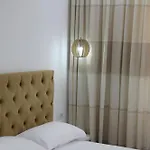 Elena Pensión 3*