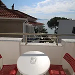 Πανσιόν Elena