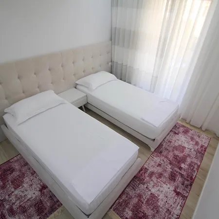 Elena 3* Sarandë