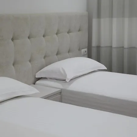 Pensionat Elena Sarandë